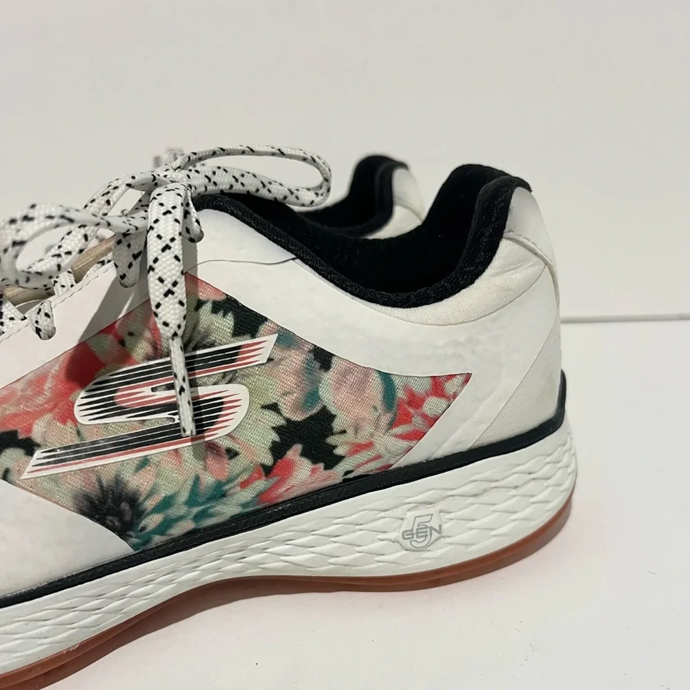Skechers Women's Go Golf Spikeless Birdie Tropic Golf Shoe Size 6.5 Style‎ 14854